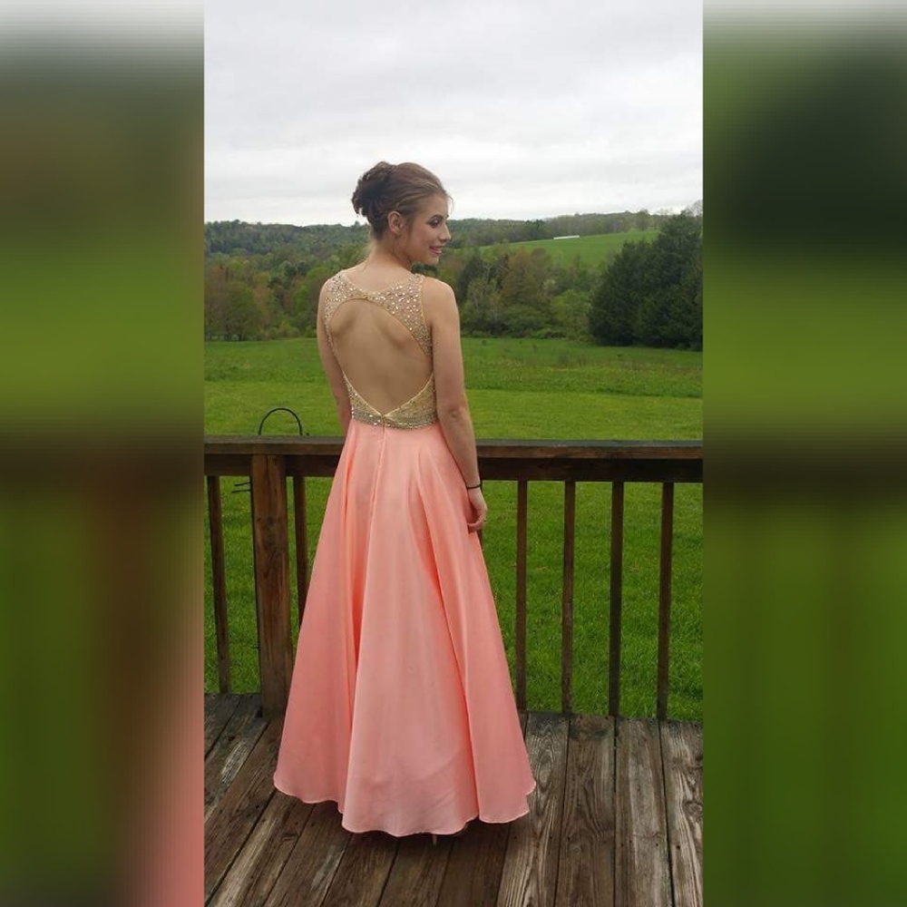 Peach Prom dress